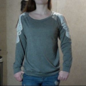 Lace Open Shoulder Long Sleeve Tee